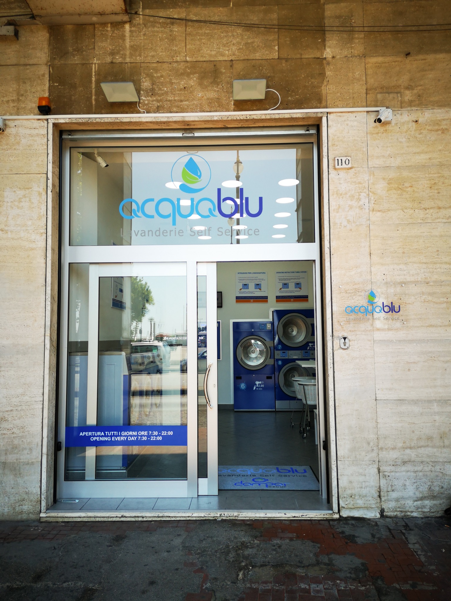 AcquaBlu laundry Salerno